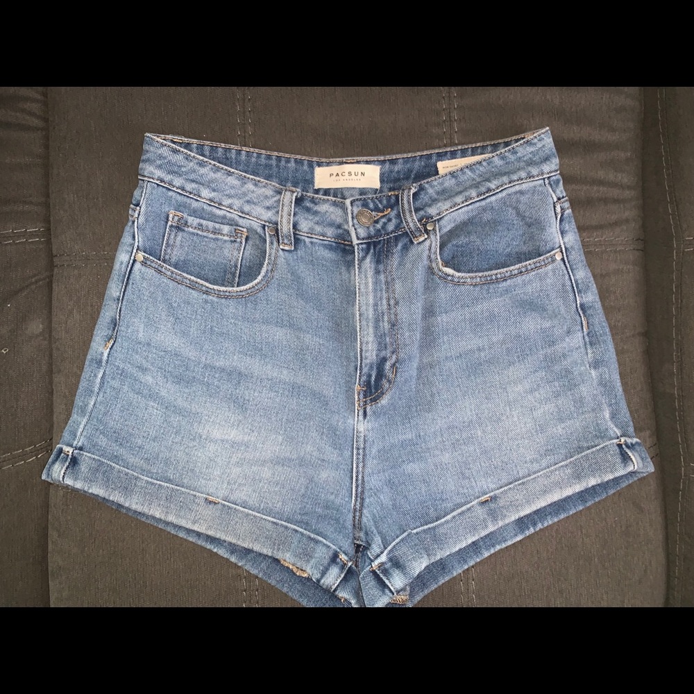 the perfect mom short by pacsun